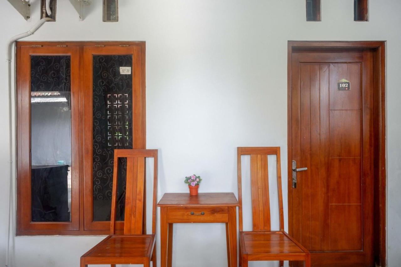 Reddoorz At Pakuncen Malioboro Yogyakarta Ξενοδοχείο Εξωτερικό φωτογραφία