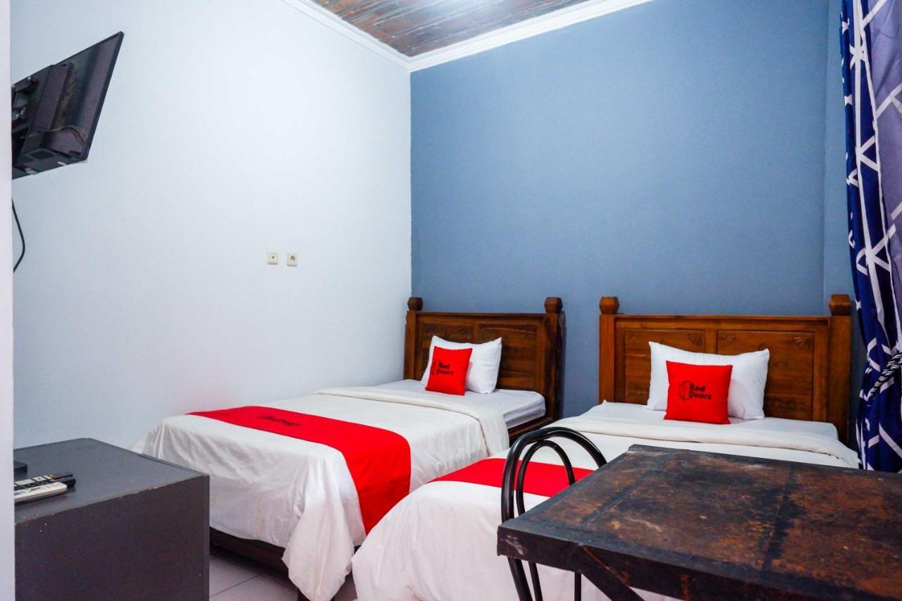 Reddoorz At Pakuncen Malioboro Yogyakarta Ξενοδοχείο Εξωτερικό φωτογραφία